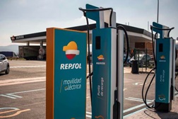 Repsol vai instalar 610 pontos de carregamento elétricos nas suas Estações  - Investimento de 42 milhões de euros em Portugal e Espanha
