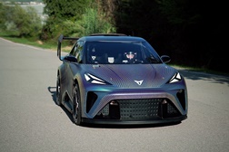 Cupra Urbanrebel concept em movimento - Um carro espetáculo que anda. Muito.