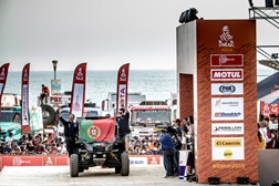 Ricardo Porém completa primeira etapa do Dakar sem sobressaltos - 331 km entre Lima e Pisco