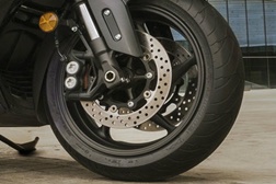 ROADSMART III SC o novo pneu DUNLOP para scooters