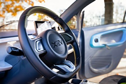 Eni e XEV em parceria na substituição de baterias de elétricos - Para uma mobilidade de emissões zero e tempo de recarga zero