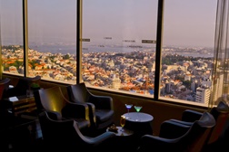 Lobby e Panorama Bar do Sheraton Lisboa Hotel & Spa transmitem jogos do Euro 2016