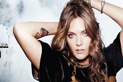 Tove Lo estreia-se em Portugal no 7º Sumol Summer Fest