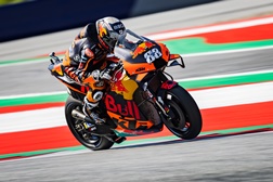 MotoGP 2021 GP Estíria – Miguel Oliveira aguenta a dor em dia de recorde para Martin