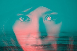 Bia lança novo álbum a solo "Chi-Coração"