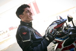 Honda e Ixon firmam parceria para desenvolver nova linha de equipamento para motociclistas