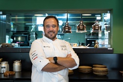 Chef Rodrigo Castelo - Restaurante Ó Balcão