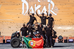 Alexandre Pinto com estreia de sonho no Dakar 2025 - Dupla do Old Friends Rally Team encerrou participação no terceiro lugar da Categoria SSV