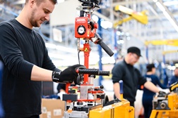Stellantis de Hordain a primeira na produção em série de veículos comerciais de hidrogénio - Fábrica terá uma capacidade de produção de 5 mil veículos por ano 