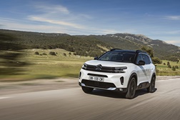 Citroën C5 Aircross HYBRID 136 – nova motorização - Nova oferta eletrificada, fácil e acessível, sem necessidade de recarga