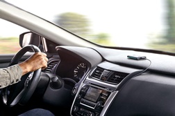 O Alexa está a chegar ao seu carro - Amazon Echo Auto em todos os carros com o Echo Auto