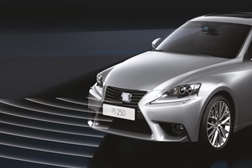 Novo Lexus IS 300h com 5 estrelas no Euro NCAP
