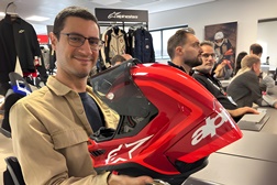 Alpinestars Portugal estreia Capacetes S-R10
