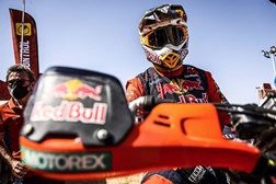 Dakar 2022 – Etapa 10 – Wadi Ad-Dawasir  - Bisha – Toby Price supera, Rui Gonçalves ataca - A KTM Red Bull voltou à ribalta com Toby Price