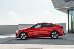 Novo Audi e-tron Sportback SUV Coupé  - Puro entusiasmo em movimento