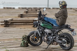 O lugar da frente numa moto