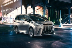 Estreia mundial do Lexus LM - Novo monovolume de luxo eletrificado com a tecnologia híbrida