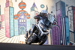 Peugeot Motocycles vai pagar Indemnização milionária ao Grupo Piaggio