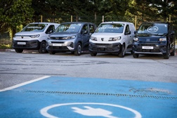 Fábrica Stellantis de Mangualde iniciou a produção de viaturas elétricas - Citroën ë-Berlingo e ë-Berlingo Van, Fiat e-Doblò, Opel Combo-e e Peugeot E-Partner e E-Rifter