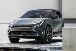 Toyota apresenta o bZ Compact SUV Concept na Europa  - Também revela o plano bZ