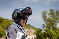 Teste Capacete modular Schuberth C4 Pro Carbon