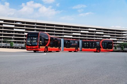 O fabricante chinês BYD apresentou o autocarro elétrico mais longo do mundo - Pode levar 250 passageiros