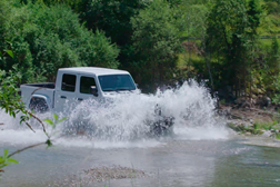 Nova Jeep Gladiator - A pick-up com maiores capacidades, funcionalidades exclusivas e divertida de conduzir