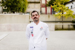 Hugo Rocha vence etapa regional Norte do Chefe Cozinheiro Do Ano 2021