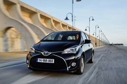 Novo Toyota Yaris estreia motor 1.0 VVT-i  mais eficiente