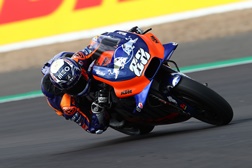 MotoGP G.-Bretanha – Miguel Oliveira impressiona e é o melhor KTM com 8º tempo