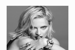 Madonna é a nova estrela da Versace para 2015