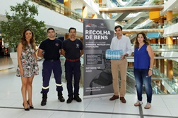 Palácio de Gelo doa 10 mil garrafas de água aos bombeiros