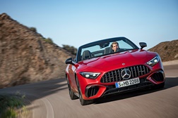 Novo Mercedes-AMG SL - Pela primeira vez equipado com um sistema de tração integral