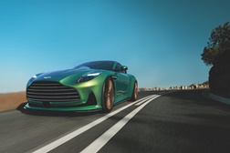 Aston Martin DB12: O primeiro Super Tourer do mundo - Potência de 680 cv/800 Nm num motor 4.0 V8 Twin-Turbo