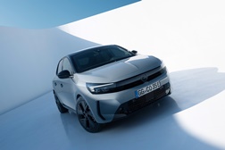 Opel revela o novo Corsa - Motorização elétrica e híbrida
