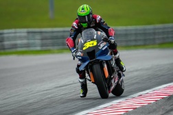 MotoGP, 2022, Valência - Crutchlow já testou 4 motores para a Yamaha    - Testa agora em jerez