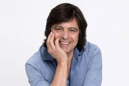 Luís Represas convida Stewart Sukuma para concerto no Casino Estoril