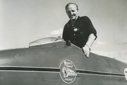 Burt Munro na Hall of Fame de Sturgis - Lenda da Indian