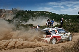 DS3 WRC em viagem até aos Antípodas
