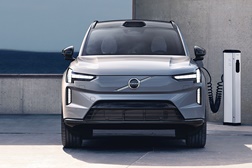 Volvo Cars apela a uma transição elétrica mais rápida - Empresa Sueca torna-se membro fundador da Accelerating to Zero Coalition