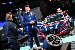 Goodyear finaliza a especificação do pneu para o Pure ETCR - Novo campeonato de turismos elétricos