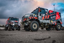 A IVECO está pronta o Dakar 2023 - 45ª edição do Dakar com duas equipas: Boss Machinery Team de Rooy IVECO e Eurol Team de Rooy IVECO
