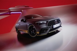 Mercedes-AMG CLE Coupé e Cabrio ganham nova edição especial “AMG Limited Edition” - Edição especial “AMG Limited Edition” com equipamento extenso