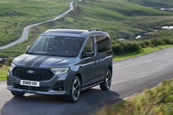 Ford apresenta o novíssimo e flexível Tourneo Connect - Com espaço e versatilidade para trabalho e lazer em família