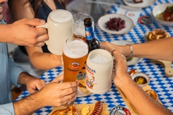 Oktoberfest no WOW: a tradição alemã chega ao Porto! - Nos dias 11 e 12 de outubro, a cerveja da marca alemã Erdinger, gastronomia e música 