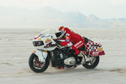 Indian Challenger Bagger bate recorde de velocidade em Bonnevile
