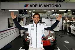 Félix da Costa despede-se do DTM com pole position e perde vitória devido a toque