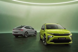 Versões desportivas RS completam a nova gama Škoda Enyaq - Os modelos de produção da marca com carregamento e aceleração mais rápidos, juntamente com o Elroq RS 