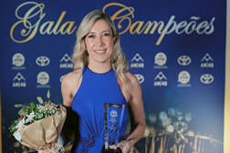 Maria Luís Gameiro distinguida pela FPAK - Na Gala dos Campeões 2023