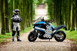 Storm Pulse - A primeira moto turística eléctrica